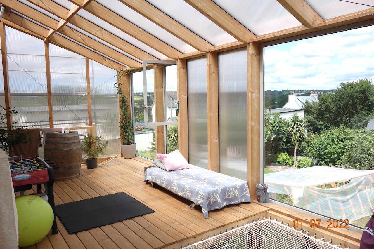 approche ecohabitat 7 – Veranda bioclimatique sur 2 niveaux